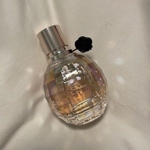 Viktor & Rolf flower bomb perfume 1.7 fl oz